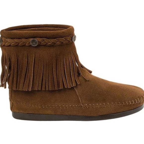 Minnetonka Dusty Brown Suede Hi Top Back Zip Fringe Ankle Booties - Picture 5 of 15